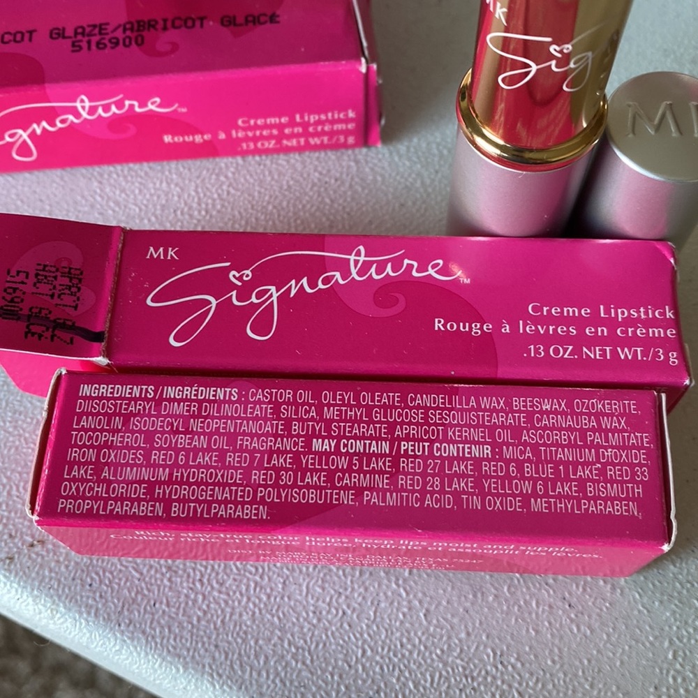 COPY - New Mary Kay Crème Lipstick - Apricot Glaze - Picture 2 of 3